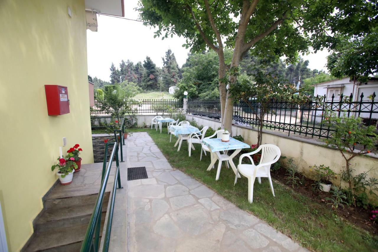 Pavlidis Apartment Siviri Exterior photo