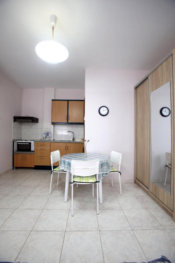 Pavlidis Apartment Siviri Exterior photo